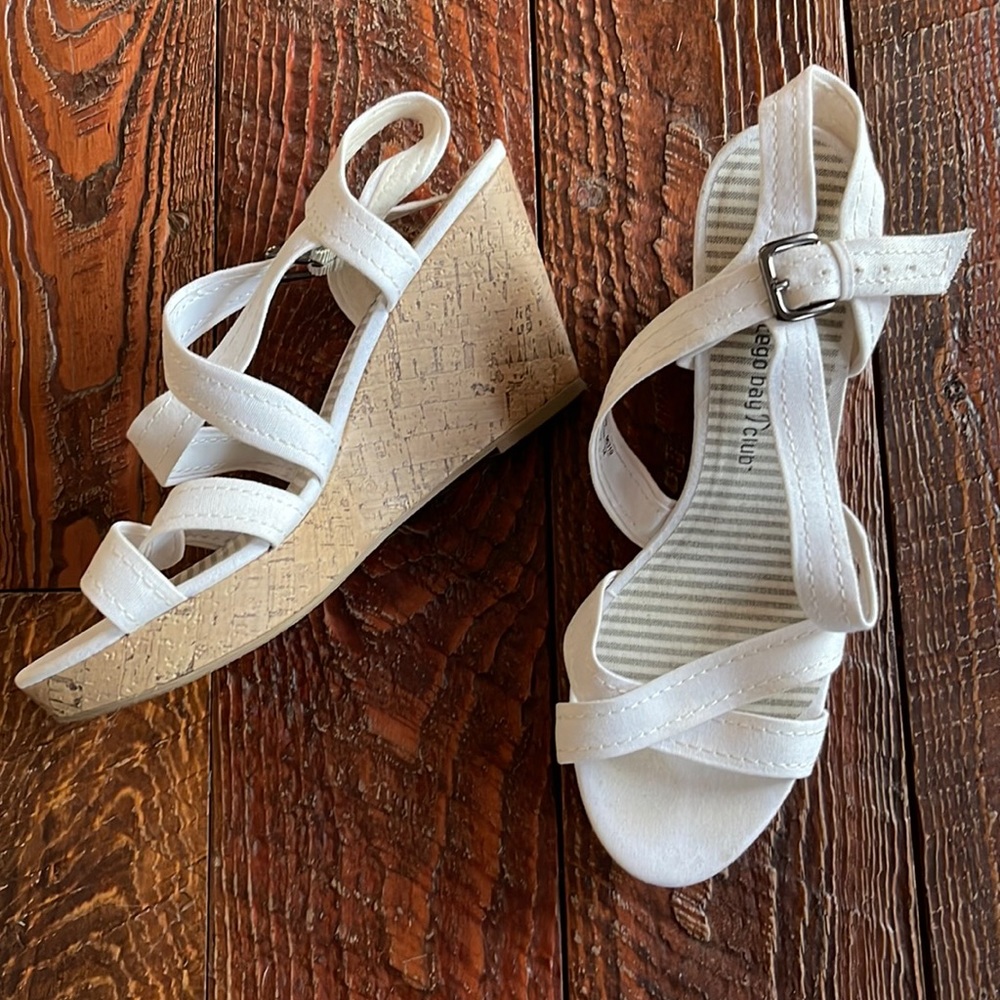 MONTEGO BAY CLUB White Strappy Cork Wedge Sandals Size 10